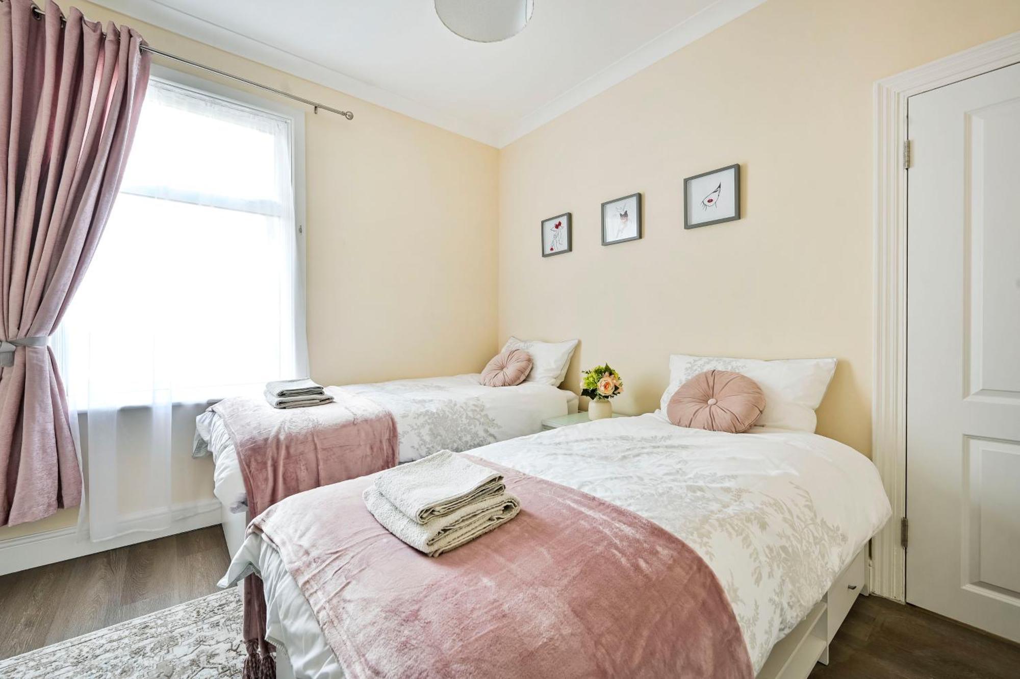 A Two Bedroom A Stride Away From Meridian Greenwich Londres Exterior foto